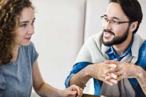 pareja en terapia de pareja pareja joven